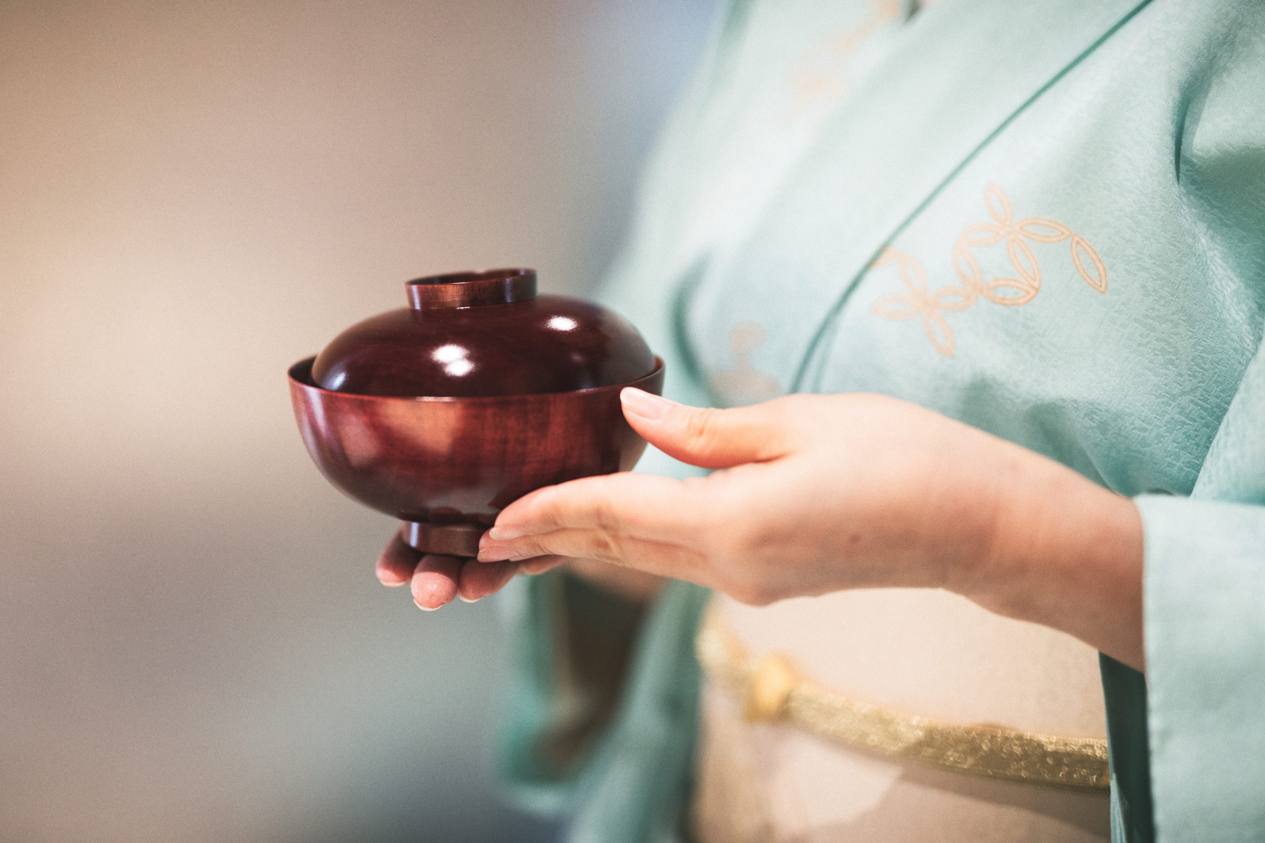 東京の玄関口・八重洲で、
特別なひとときを